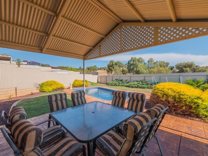 5 Frances Court, Blakeview SA 5114