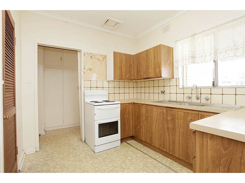 6 Mcintosh Crescent, Brahma Lodge SA 5109