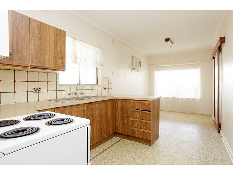 6 Mcintosh Crescent, Brahma Lodge SA 5109