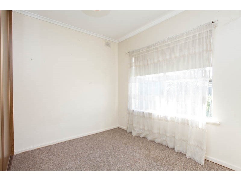 6 Mcintosh Crescent, Brahma Lodge SA 5109