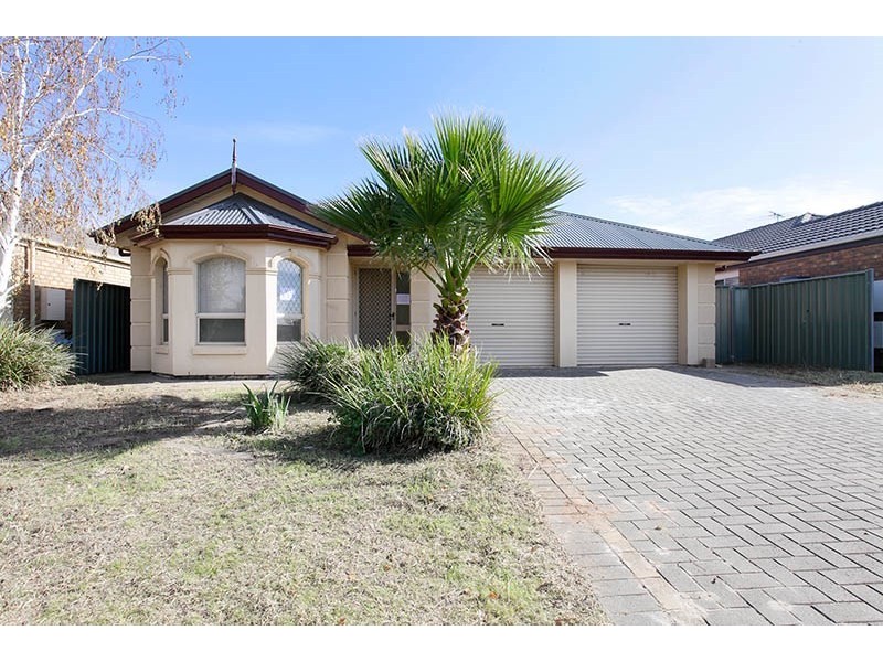 2 Dylan Close, Munno Para West SA 5115