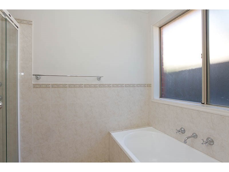 2 Dylan Close, Munno Para West SA 5115