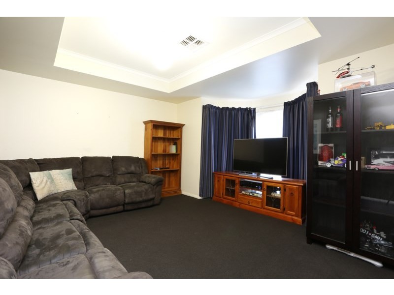 2 Victory Court, Andrews Farm SA 5114