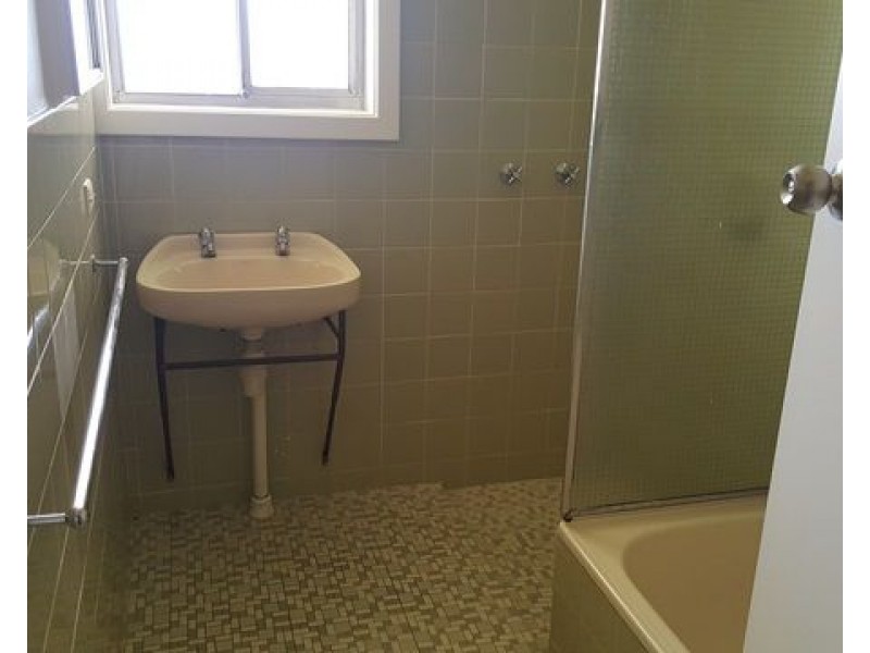 35 Adams Road, Elizabeth Park SA 5113