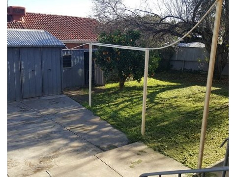 35 Adams Road, Elizabeth Park SA 5113