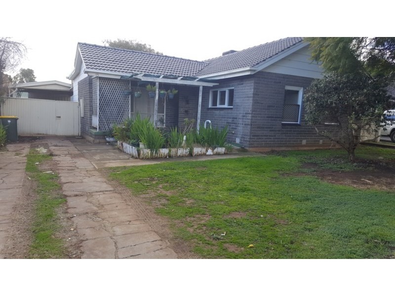 15 Mckenzie Road, Elizabeth Downs SA 5113