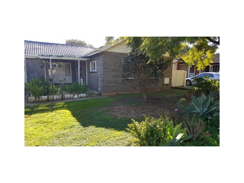 15 Mckenzie Road, Elizabeth Downs SA 5113