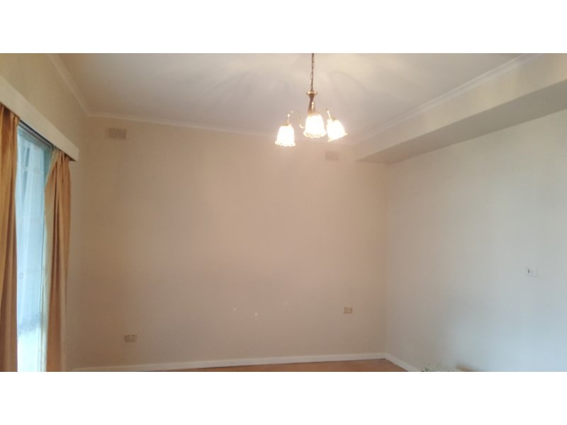 15 Mckenzie Road, Elizabeth Downs SA 5113