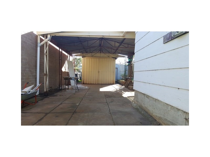 15 Mckenzie Road, Elizabeth Downs SA 5113