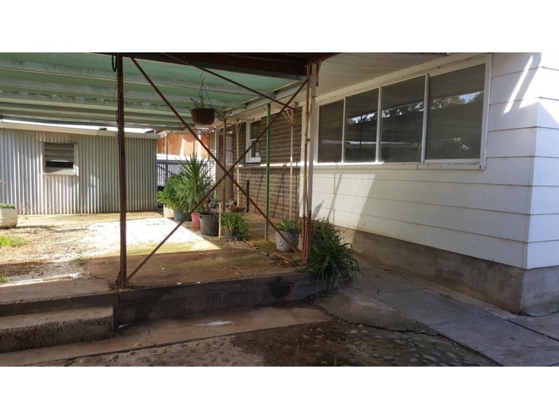 15 Mckenzie Road, Elizabeth Downs SA 5113