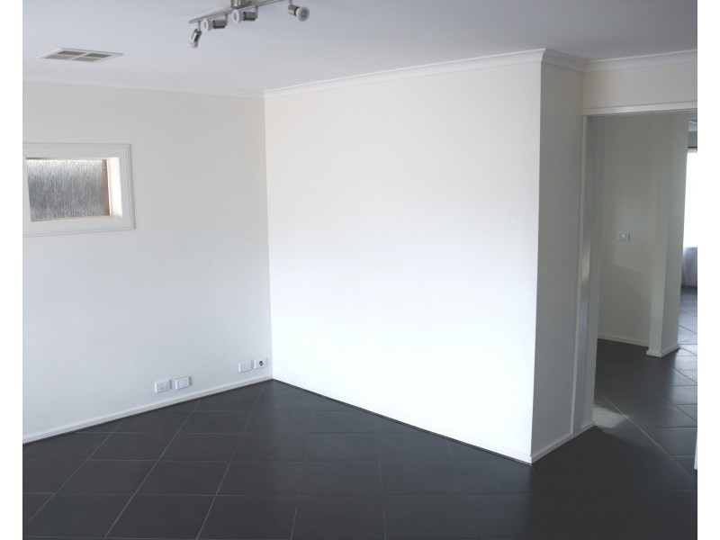 43 Damian Drive, Salisbury Heights SA 5109