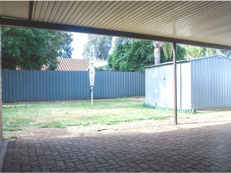 43 Damian Drive, Salisbury Heights SA 5109