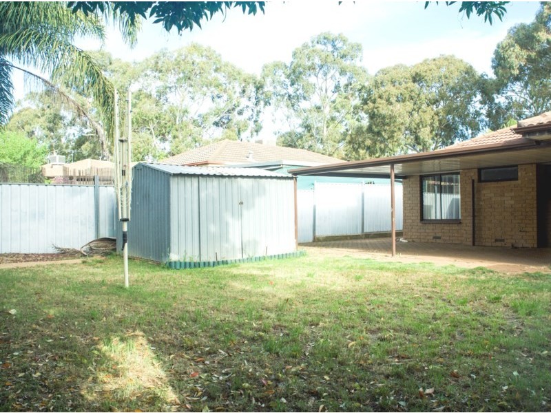 43 Damian Drive, Salisbury Heights SA 5109