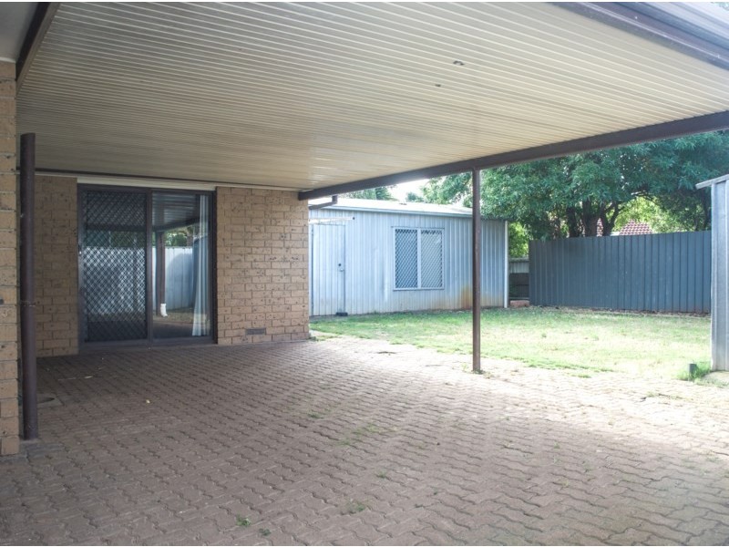 43 Damian Drive, Salisbury Heights SA 5109