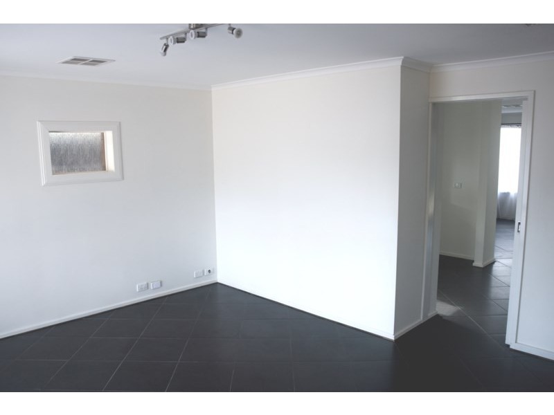 43 Damian Drive, Salisbury Heights SA 5109