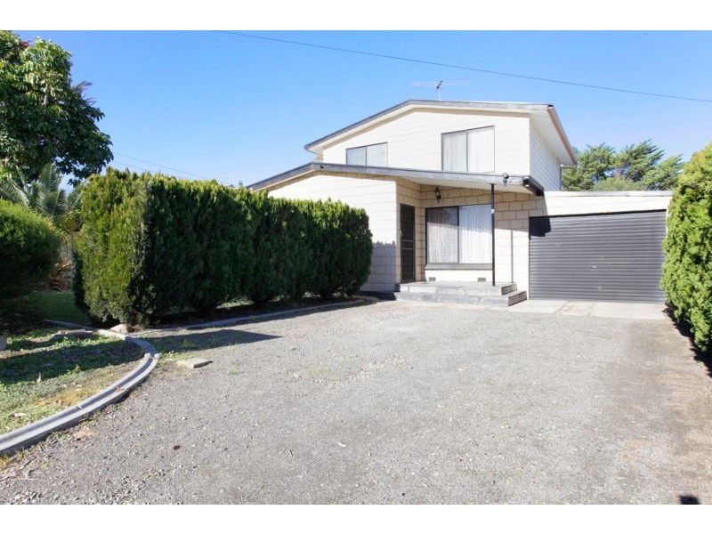 6 Winkle Street, Elizabeth Downs SA 5113