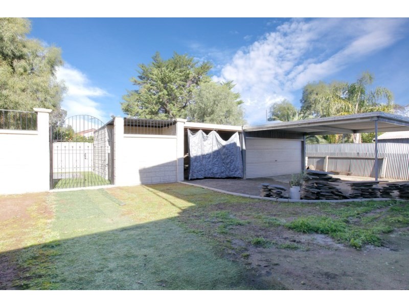 6 Winkle Street, Elizabeth Downs SA 5113