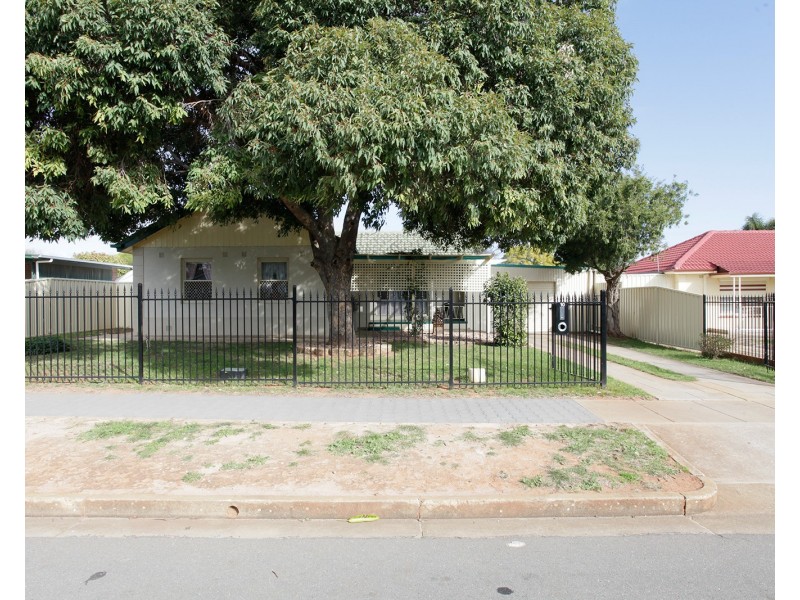 10 Robins Street, Elizabeth Downs SA 5113