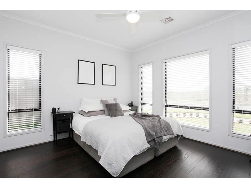 19 Spring Street, Munno Para West SA 5115