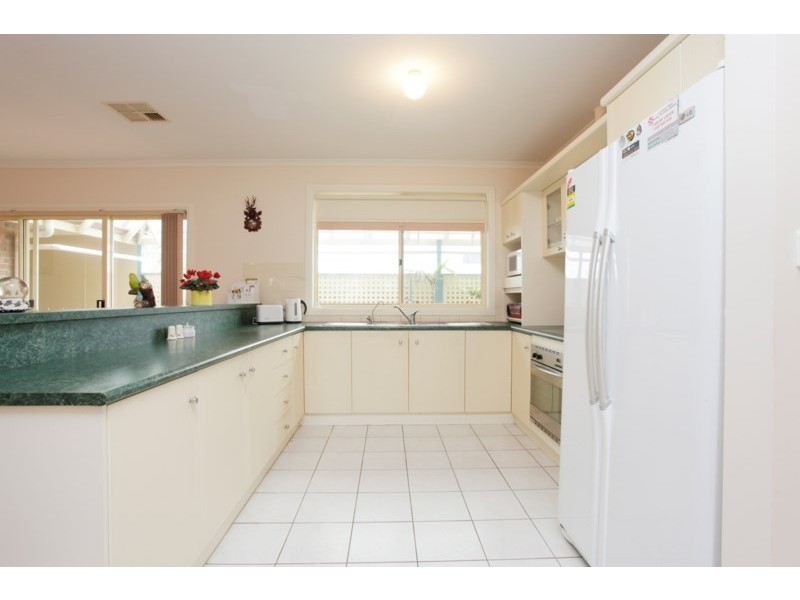 9 Bracken Place, Golden Grove SA 5125