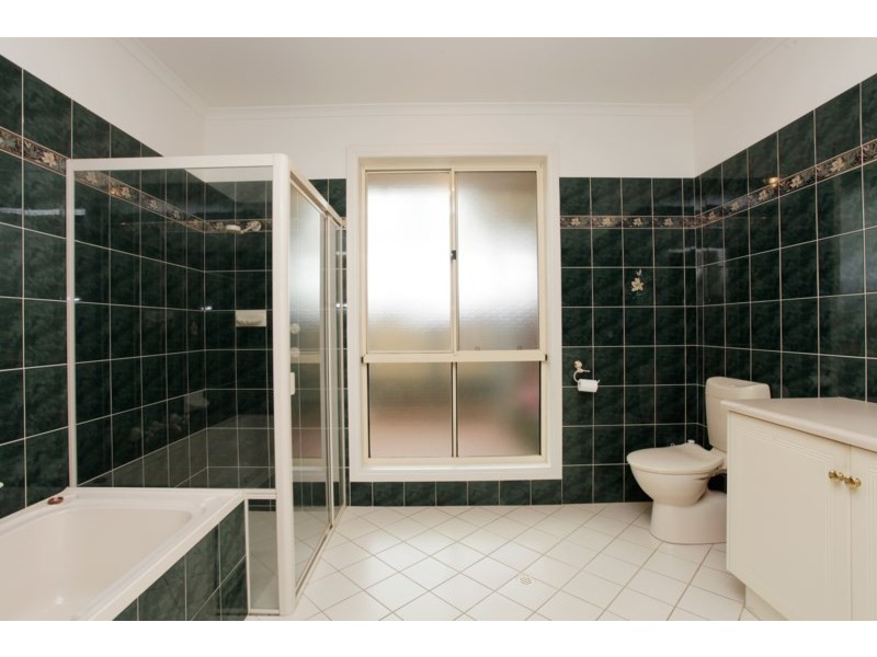 9 Bracken Place, Golden Grove SA 5125