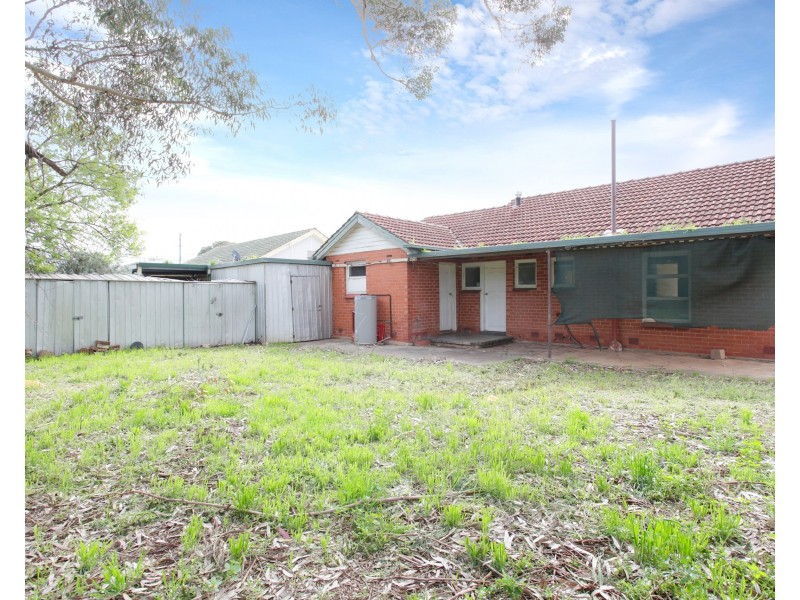 33 Greenwood Crescent, Smithfield Plains SA 5114
