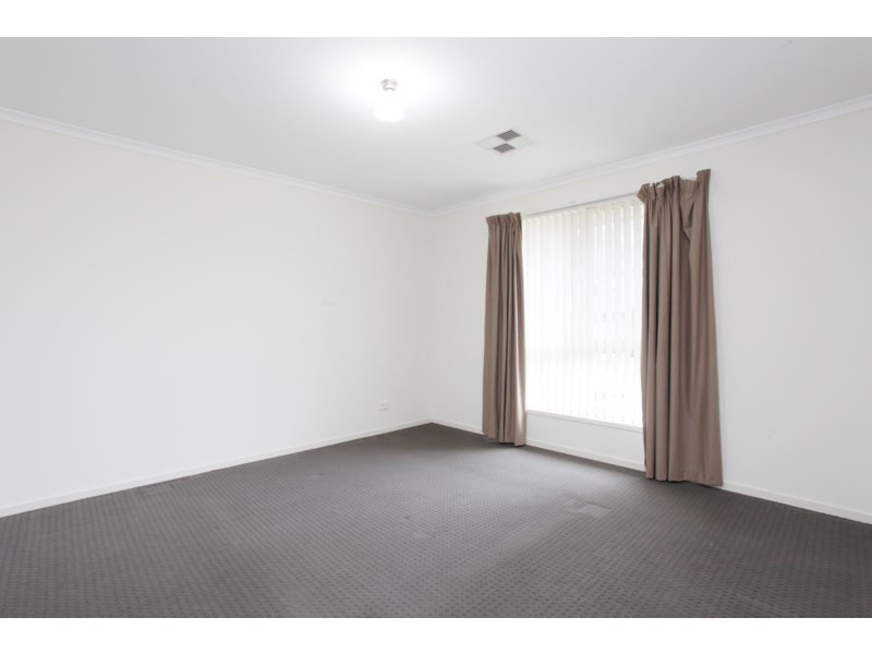 14 Oxford Drive, Andrews Farm SA 5114