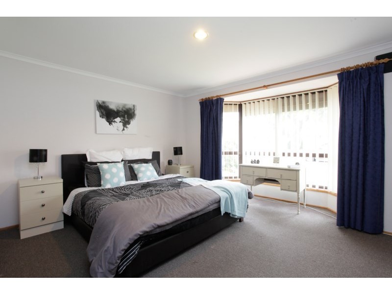 7 Leicester Grove, Andrews Farm SA 5114