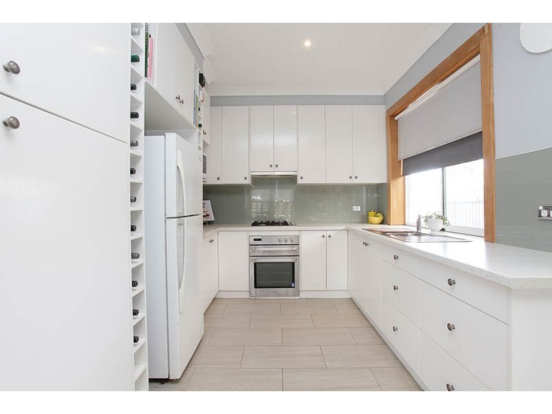 4 Jennier Crescent, Brahma Lodge SA 5109