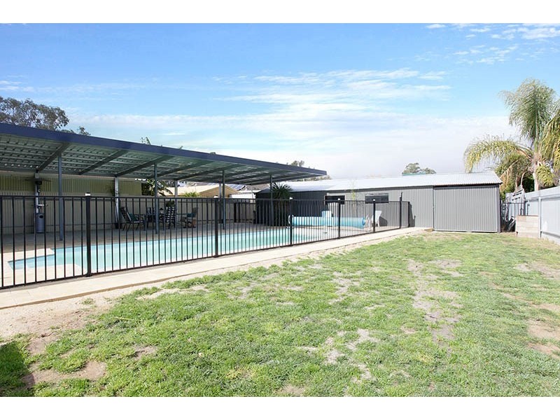 4 Jennier Crescent, Brahma Lodge SA 5109