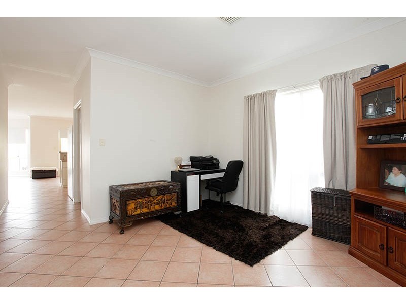 36 Attingham Crecent, Oakden SA 5086