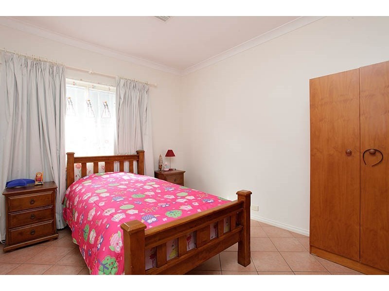 36 Attingham Crecent, Oakden SA 5086