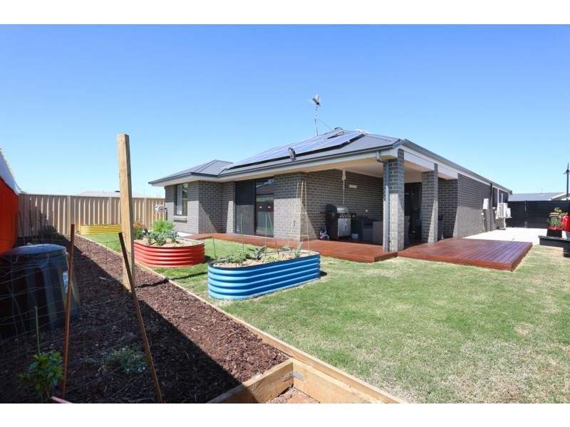 7 Clementine Avenue, Munno Para SA 5115