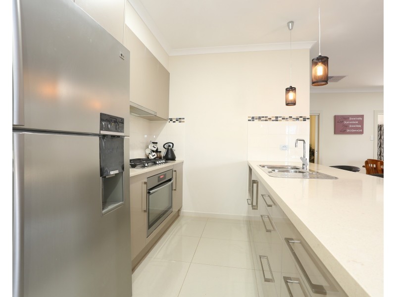 1 Roxburgh Crescent, Blakeview SA 5114