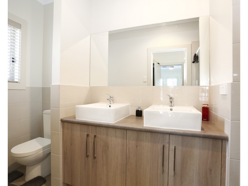 1 Roxburgh Crescent, Blakeview SA 5114