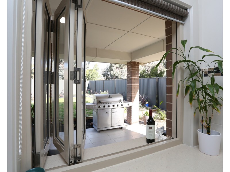 1 Roxburgh Crescent, Blakeview SA 5114