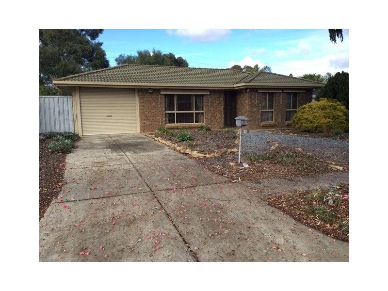 16 Swallow Crescent, Parafield Gardens SA 5107