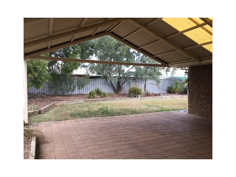 16 Swallow Crescent, Parafield Gardens SA 5107