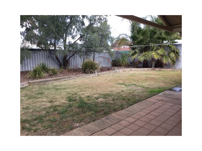 16 Swallow Crescent, Parafield Gardens SA 5107