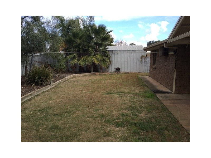 16 Swallow Crescent, Parafield Gardens SA 5107