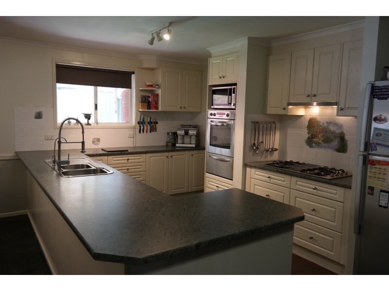 6 St Ives Court, Blakeview SA 5114