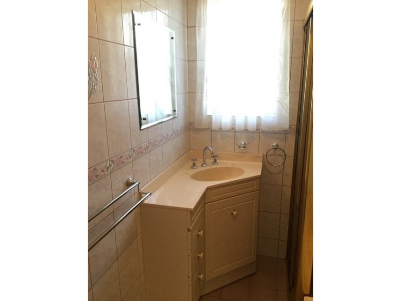 13 Linton Road, Para Hills SA 5096