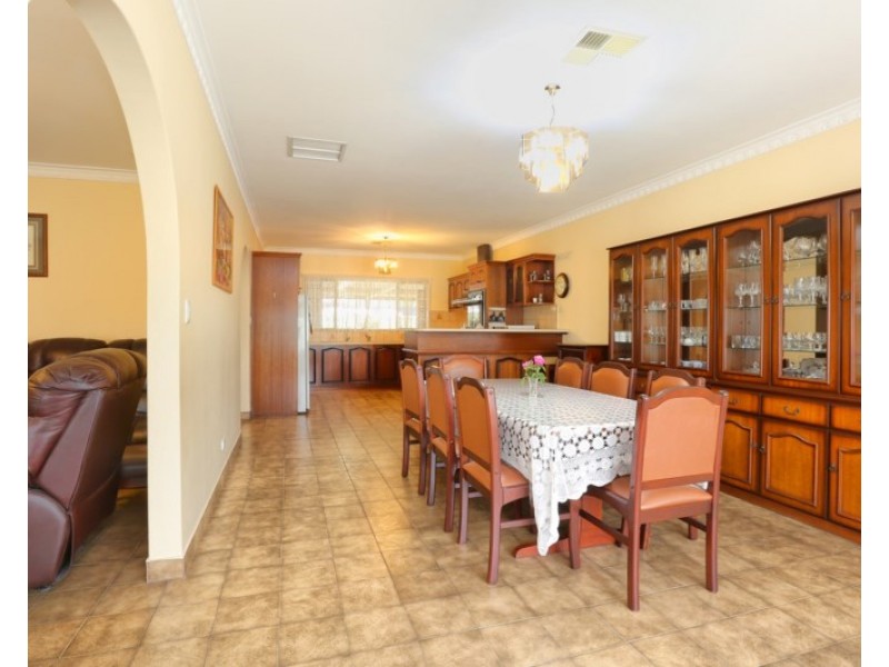 13 Kenneth Street, Salisbury SA 5108