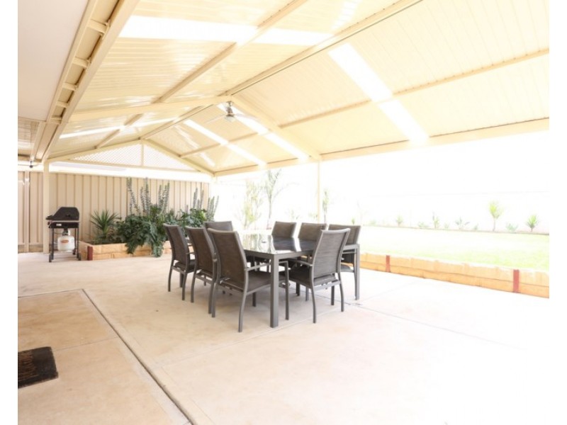 10 Elly Drive, Munno Para West SA 5115