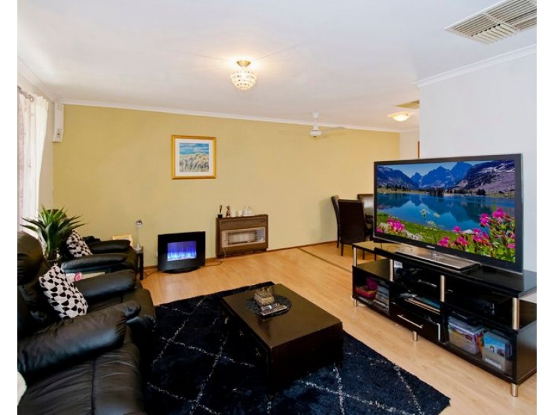 6 Harwood Place, Andrews Farm SA 5114