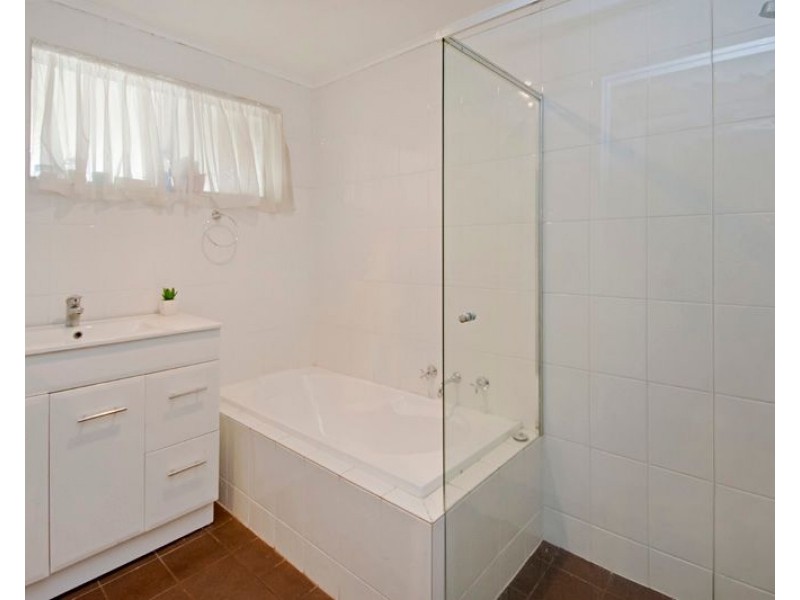 6 Harwood Place, Andrews Farm SA 5114