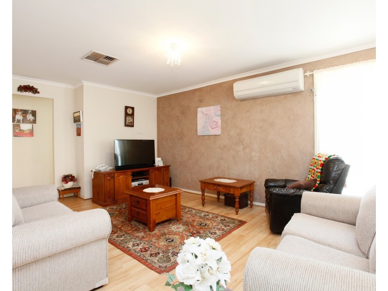 9 Davalan Drive, Munno Para West SA 5115