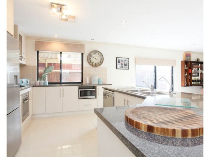 15 Shrike Place, Hewett SA 5118