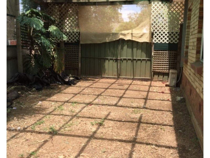 27 Burcombe Street, Elizabeth Vale SA 5112