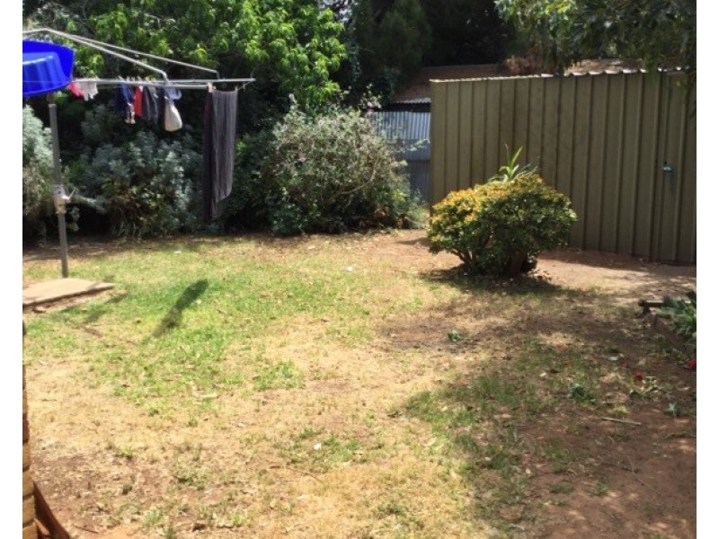 27 Burcombe Street, Elizabeth Vale SA 5112